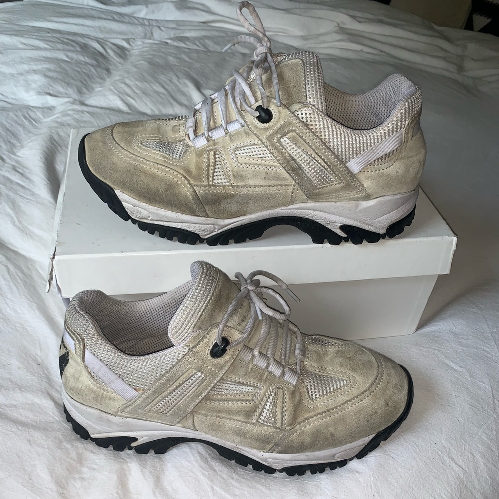 Maison Martin Margiela Paris Mens Distressed Sneaker